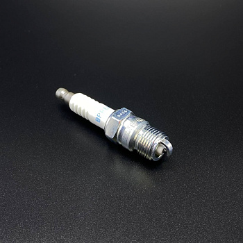 Свеча зажигания NGK BPR6FS @10 (Quicksilver)