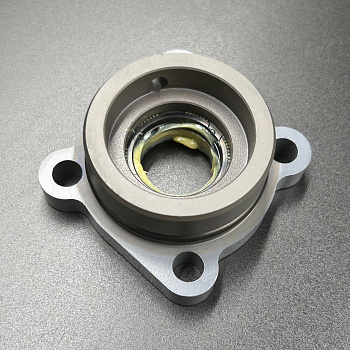 Основания помпы Suzuki DF90-140(A) (Suzuki)