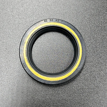 Сальник гребного вала Yamaha F225F-F300D (93101-30004) (30x42x7) (OMAX)