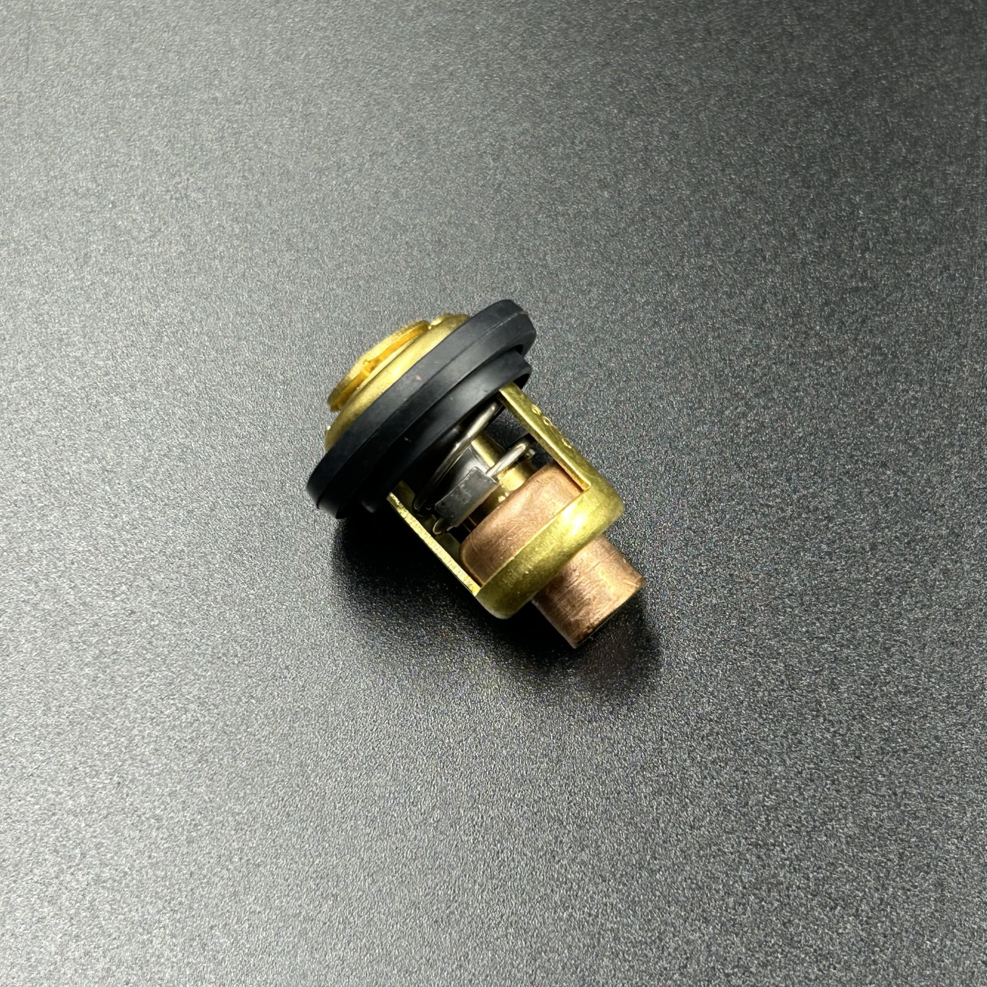 A8BB0121-3850-4DA3-A077-128F1B2B1DA0