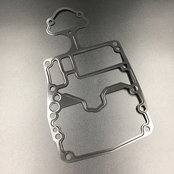 Прокладка под блок Suzuki DF60-70 (Suzuki)