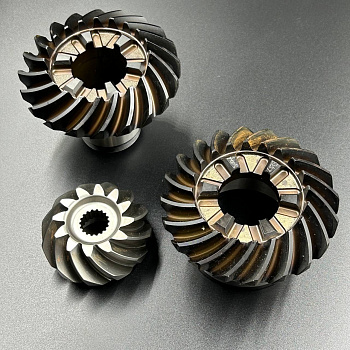 Шестерни редуктора (Комплект) Suzuki DF250-300A (от 2016 года) (57300-93L20) (Suzuki)