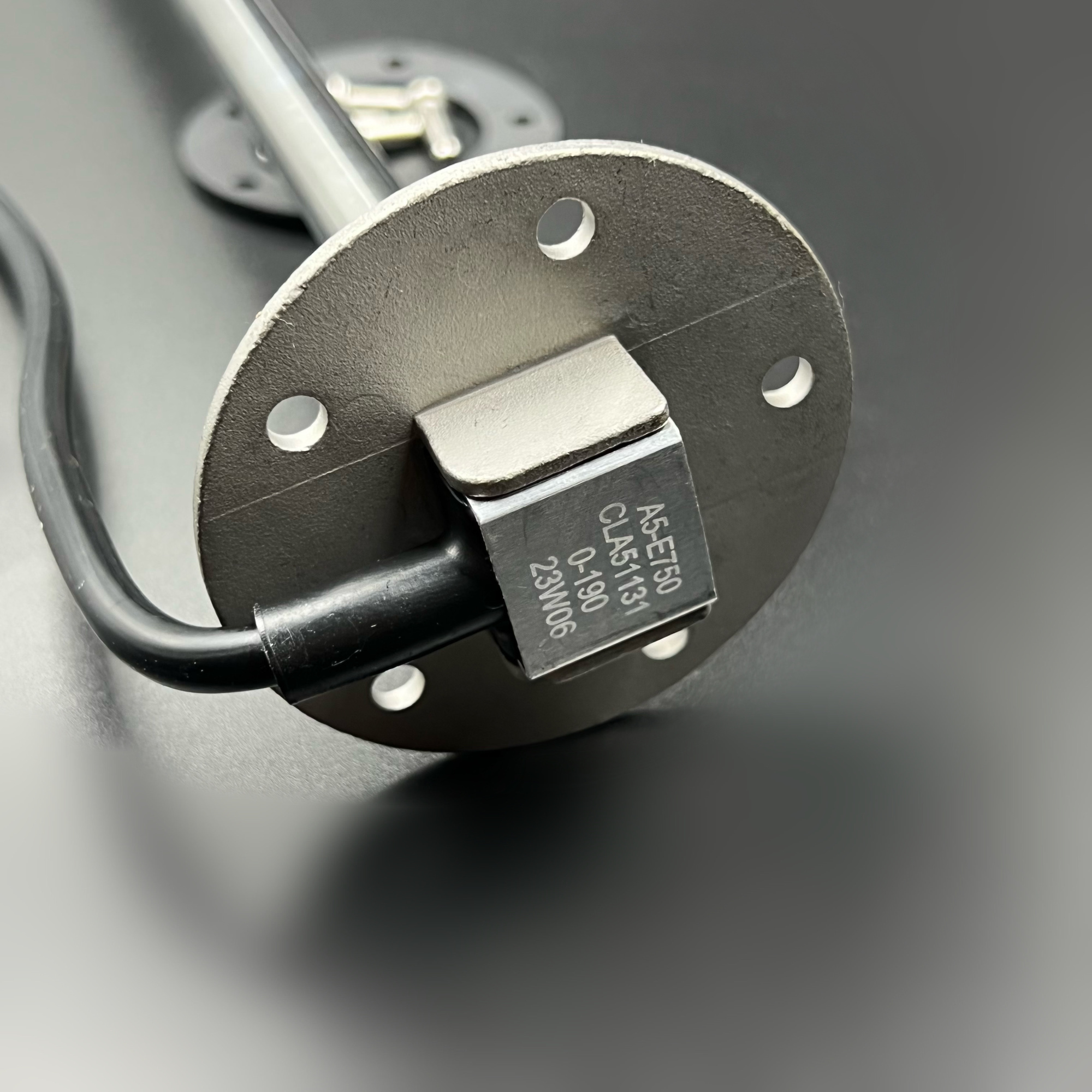 7cd520f0-de3b-4d7c-818f-f14e6a5682c9