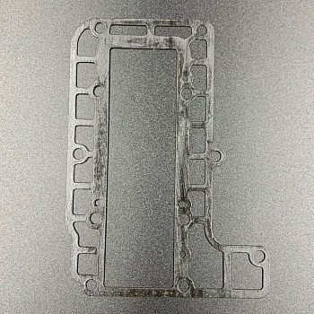 Прокладка под холодильник Yamaha 20-25 OLD