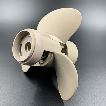 Гребной винт Suzuki DT9.9A-DT15A, DF9.9B, DF8A-20A (3x9-1/4x9) (Пластиковый композиционный)