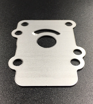 Пластина помпы охлаждения Yamaha 9.9-15, F8-9.9 OLD (Sinera)