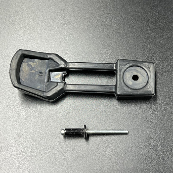 Замок (фиксатор) капота BRP (SM-12507)