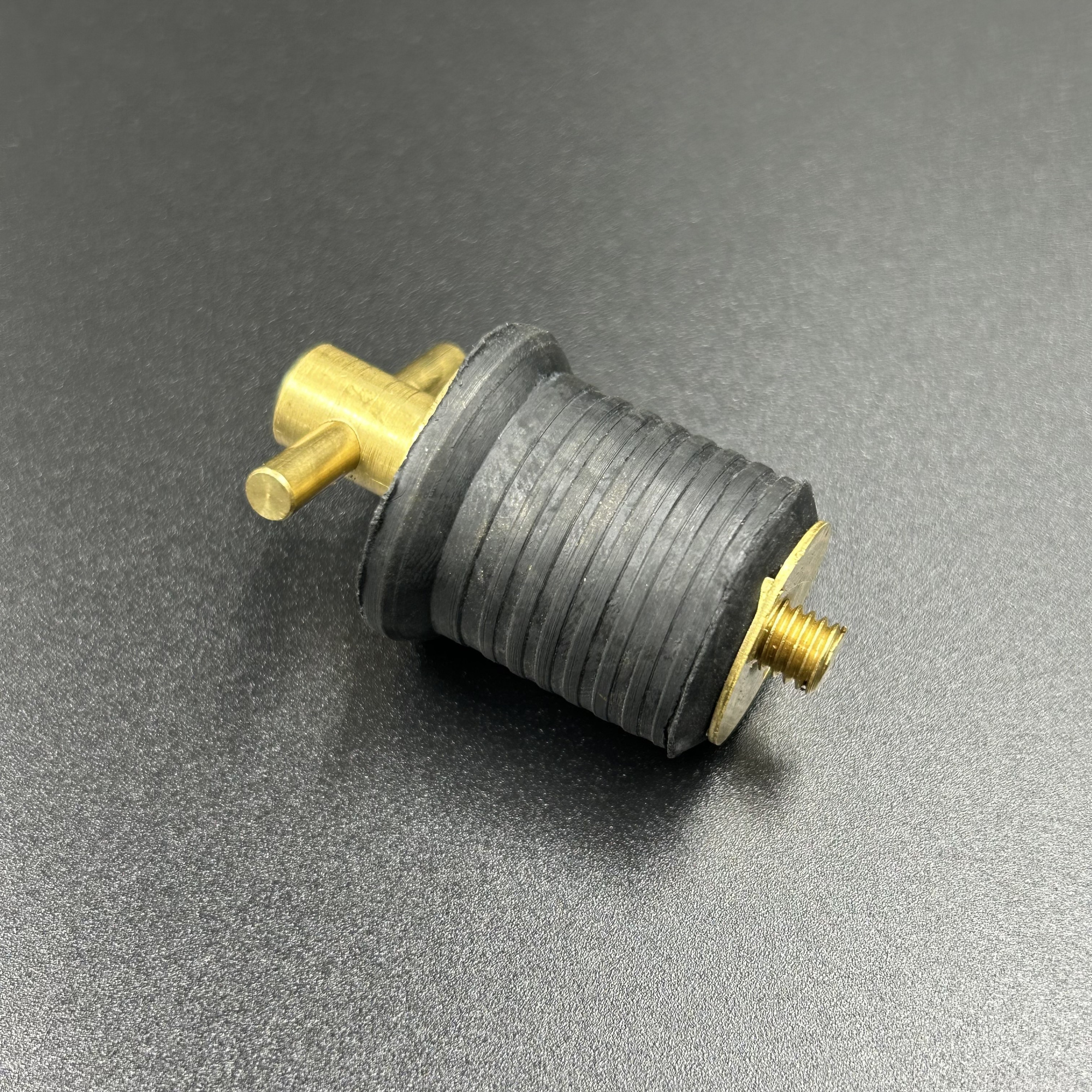 D98D3FEA-ED01-404C-AFEF-69C8D5F3284B