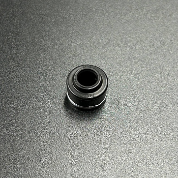 Маслосъемный колпачок Honda BF6-15, BF35-50 (Впуск/Выпуск) (Honda)