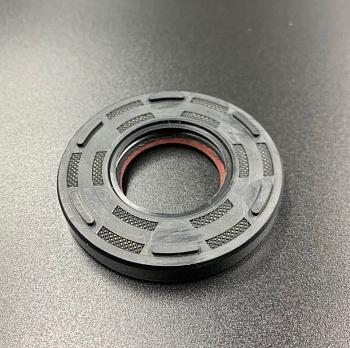 Сальник Suzuki (09283-25075) (25x52x7) (Omax)