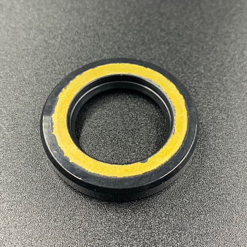 Сальник Yamaha (93101-23070) (23x37x6) (Omax2)