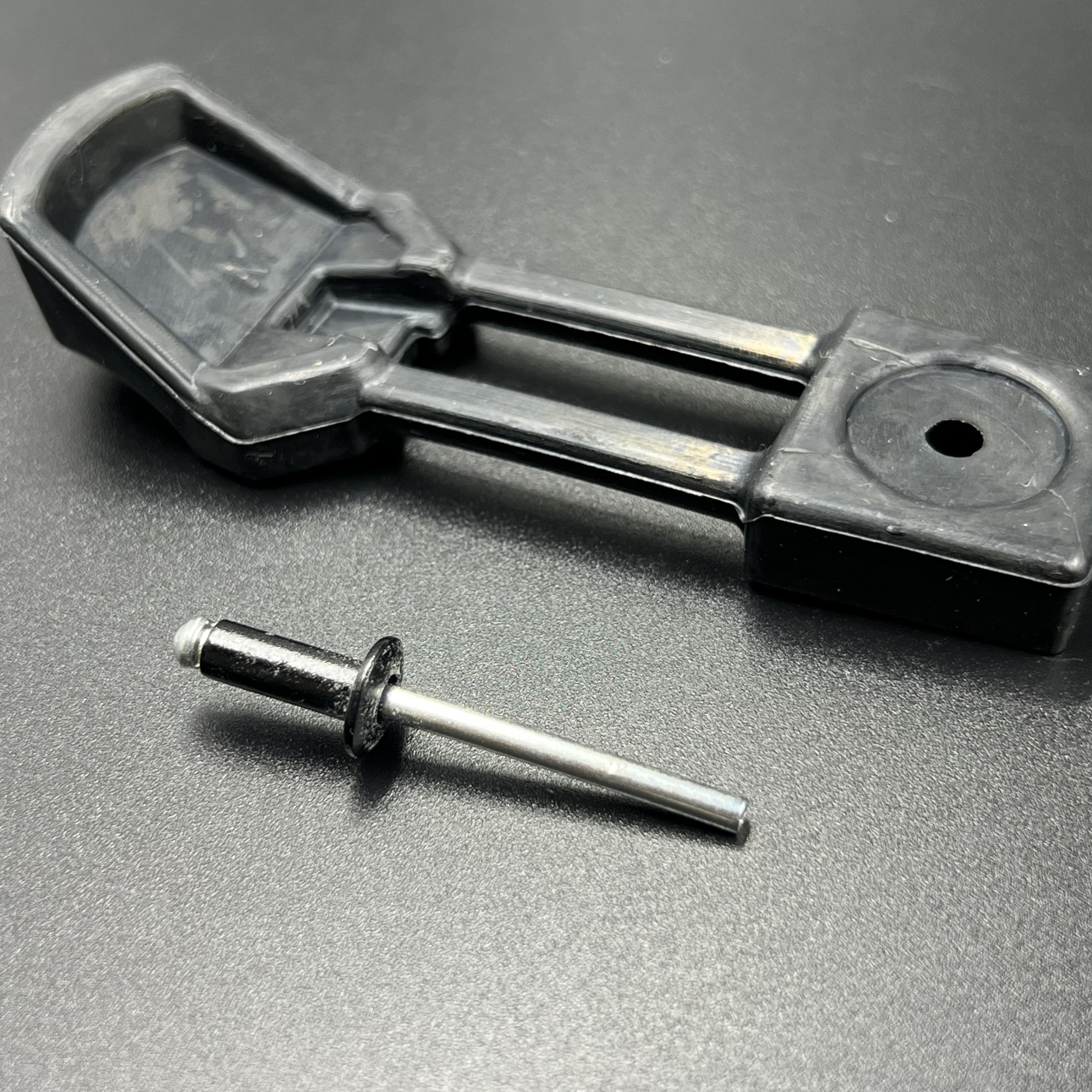 d23c9fee-8f44-4fba-a579-d8d6cad43732