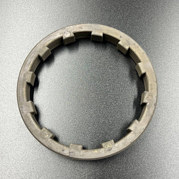 Фиксатор (гайка) корпуса редуктора Mercury/Mercruiser (8M2011027) (Osaka)