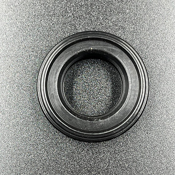 Уплотнение свечного колодца Honda BF135-150 (KACAWA)