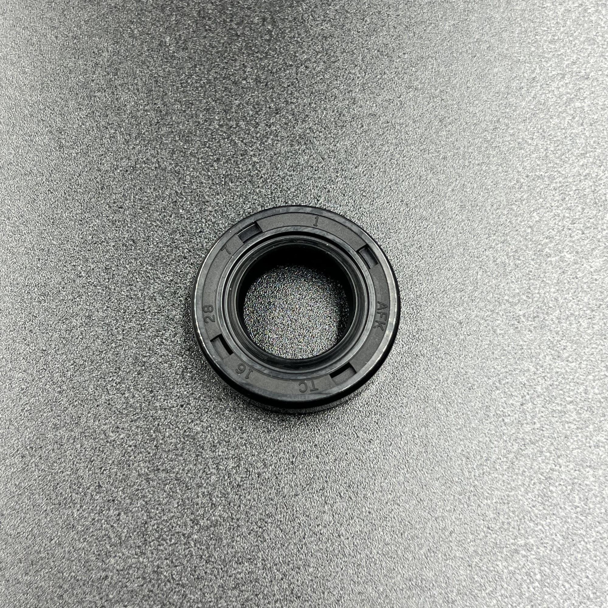 3EFFF05D-2469-44D1-8499-87862F006EEA