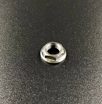 Гайка крепления пиньона Yamaha 20-30 Old (Omax)