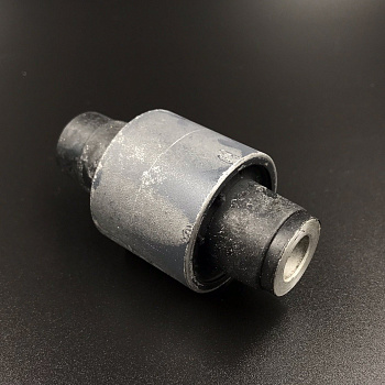 Демпфер опорный резиновый Tohatsu 60-90 (Верхний) (Tohatsu)