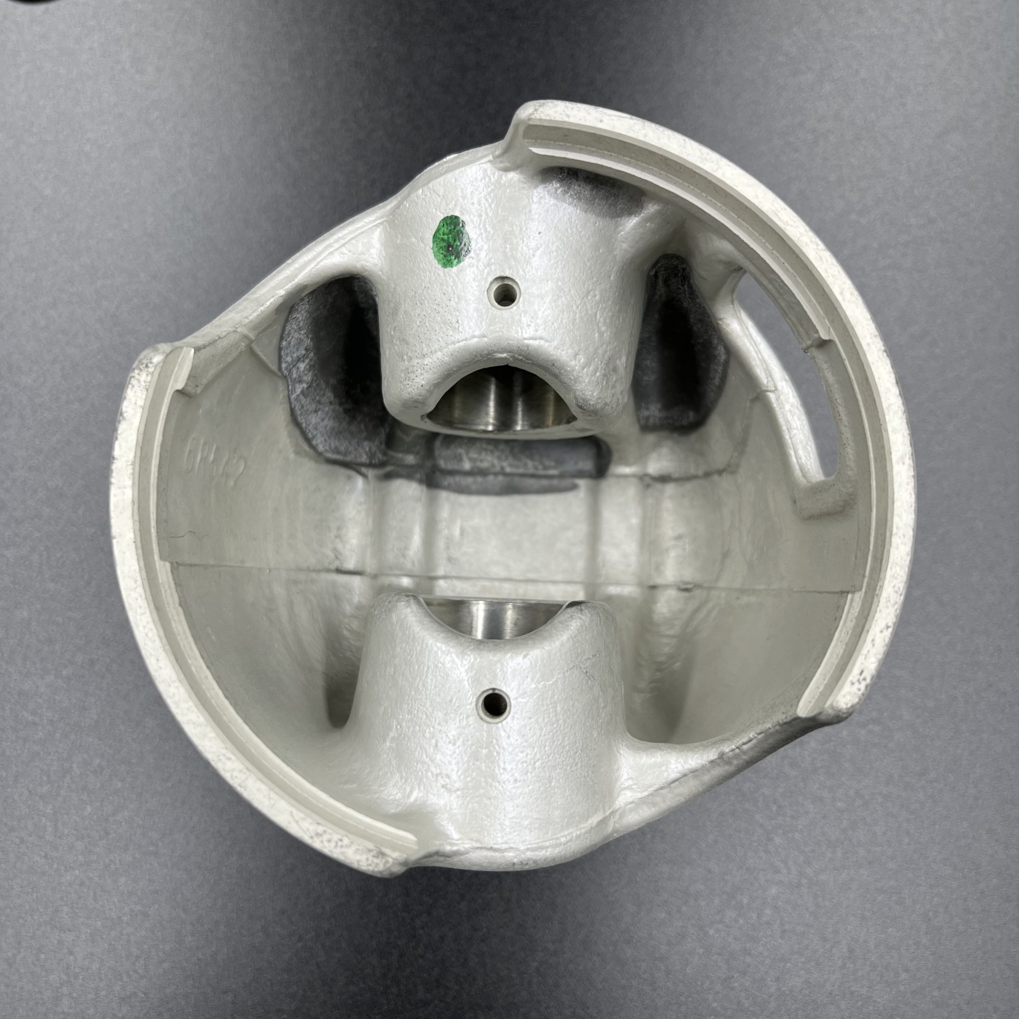 8F389536-6D49-40D3-B9F5-35F4E71CA5EC