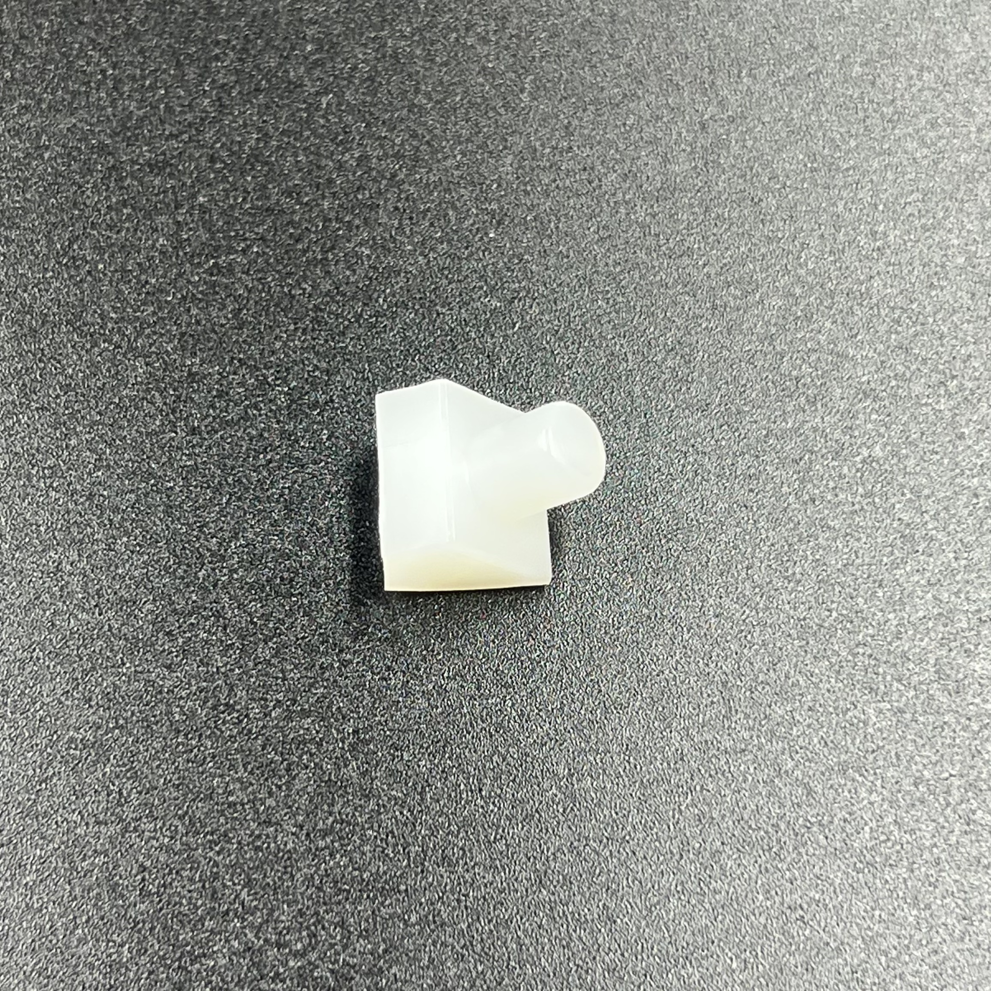 19486DE2-05A8-489B-9C59-A1326BF95D53