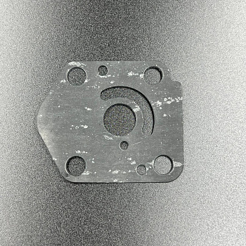 Прокладка под пластину помпы охлаждения Suzuki DT9.9-15, DF9.9-15 (Omax)