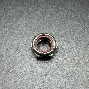 Гайка стальная диам. 10 мм NUT @2 (Quicksilver)