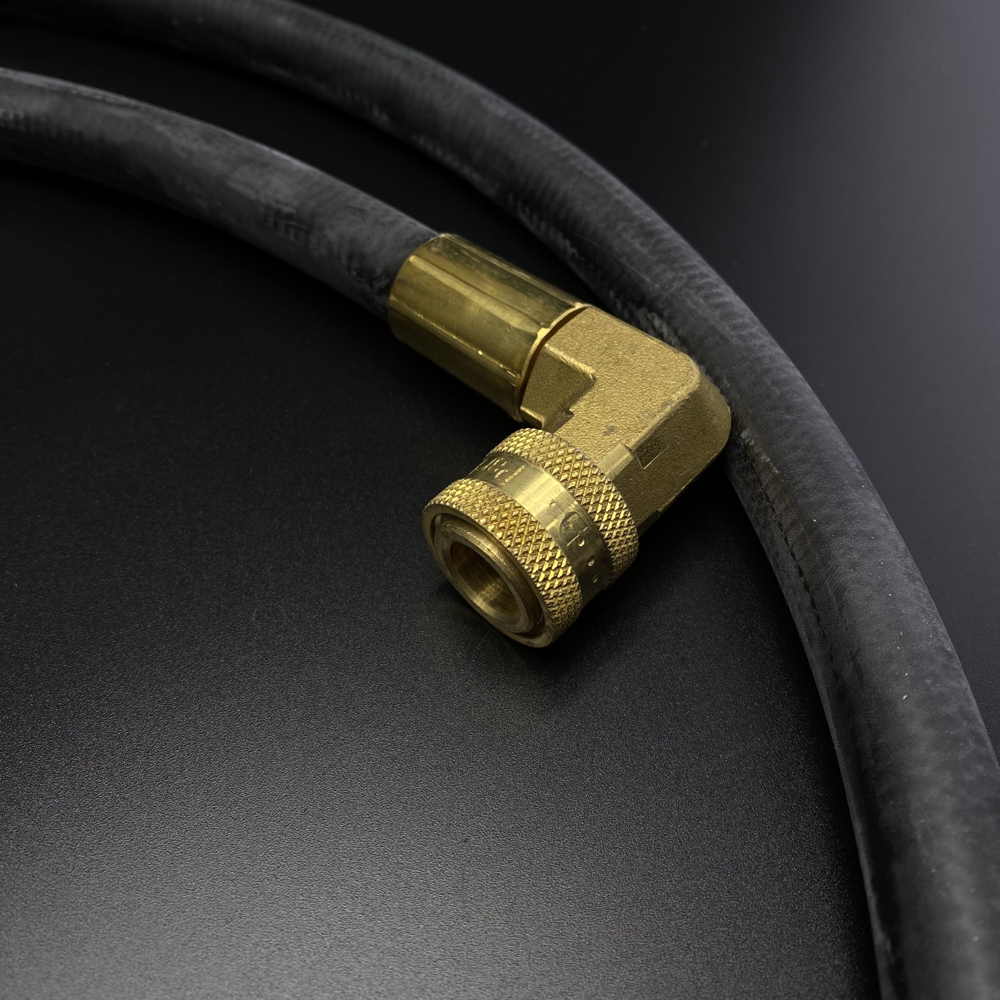 B3649DD5-588A-4323-8B75-2F1072D85F32