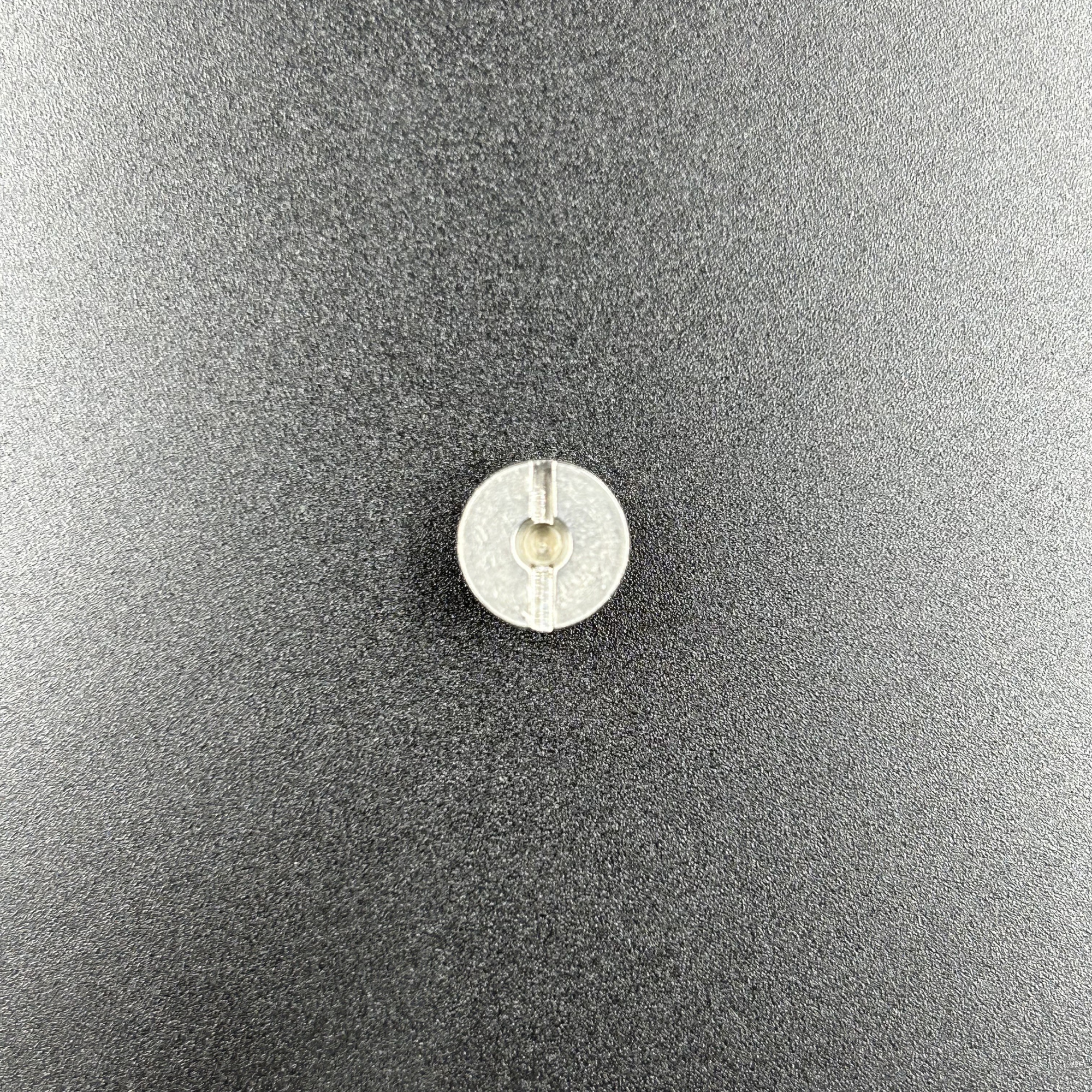 545D19F4-FCF1-4074-894D-5582A547A37C