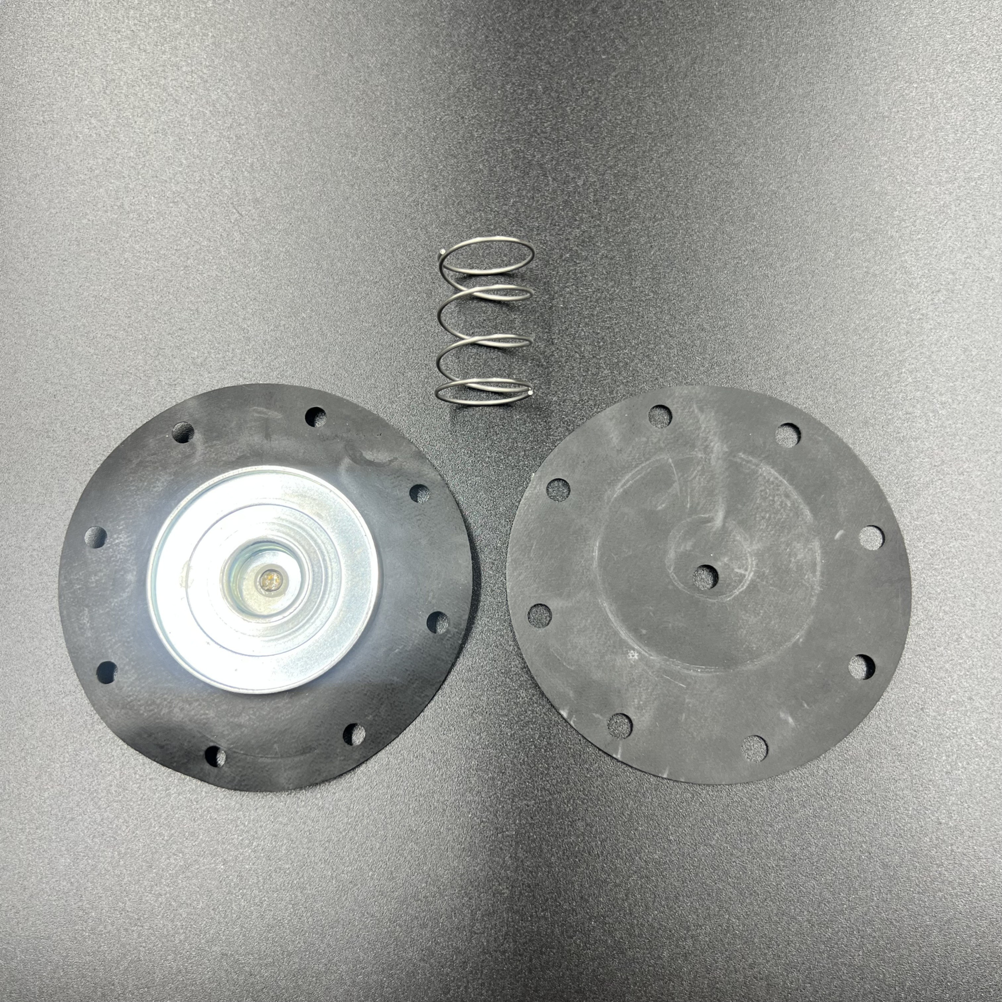 030E3DE6-68F8-4B90-9933-55E7EA01E5D1