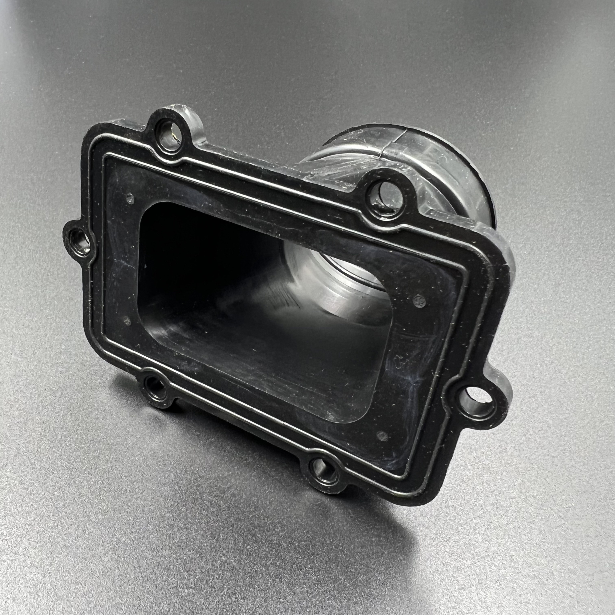 0EDB46C8-49B4-4E3E-BF19-765CA20651BE