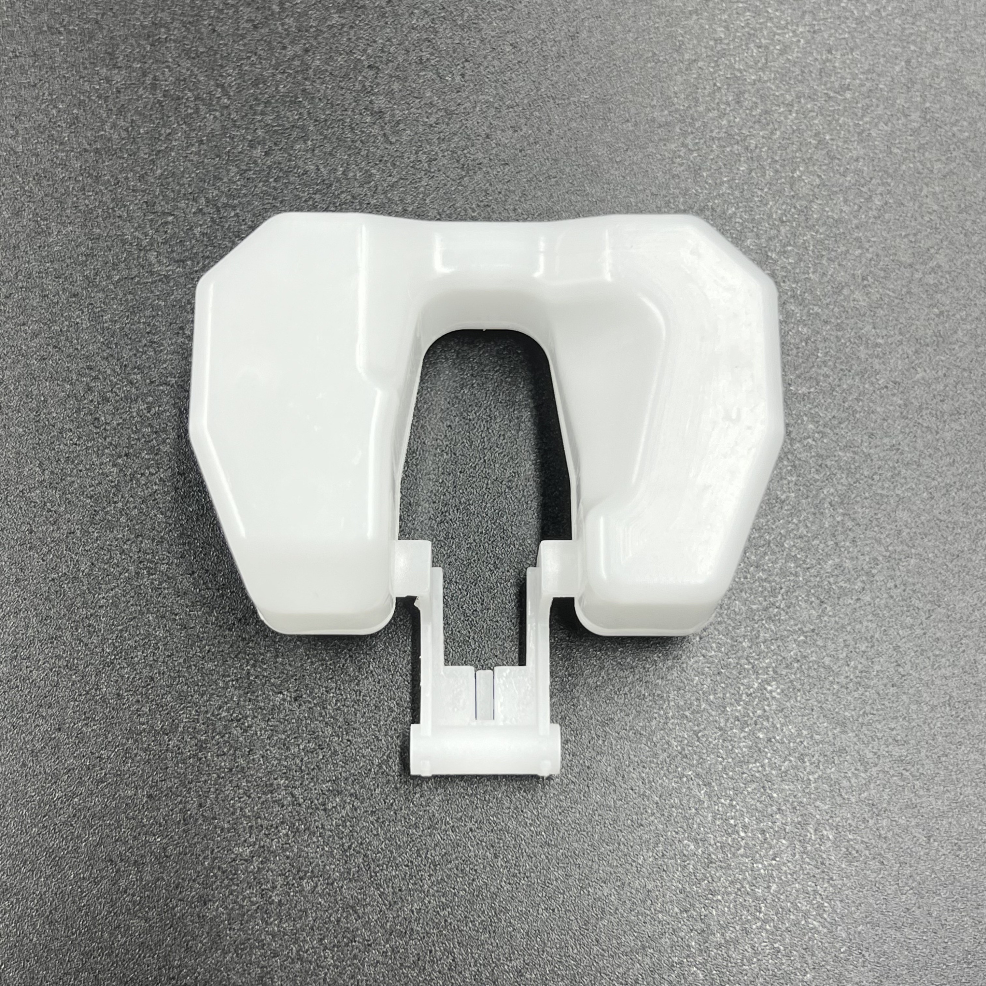 3E4FA964-0BAB-439E-8404-3581E9198B86