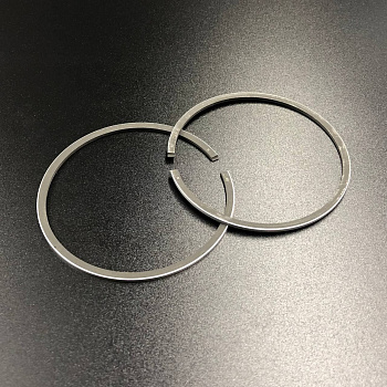 Кольца поршневые, комплект на один поршень Yamaha 55, 75-90 (0.50mm) (Omax)