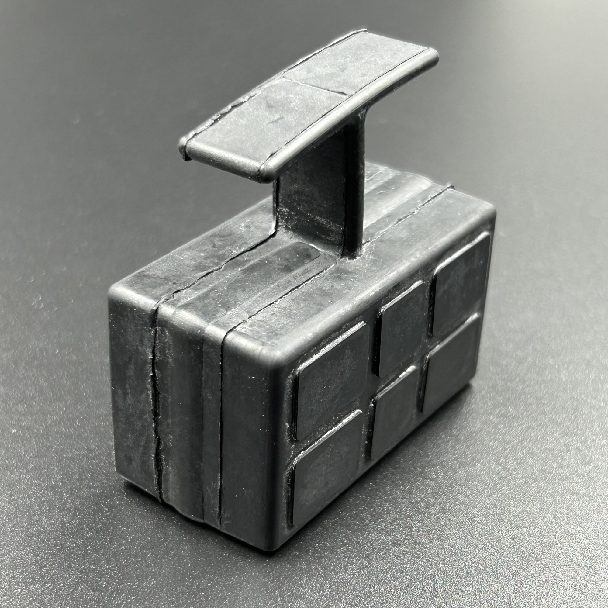 32AC03D8-842E-4385-9313-910065816B6A