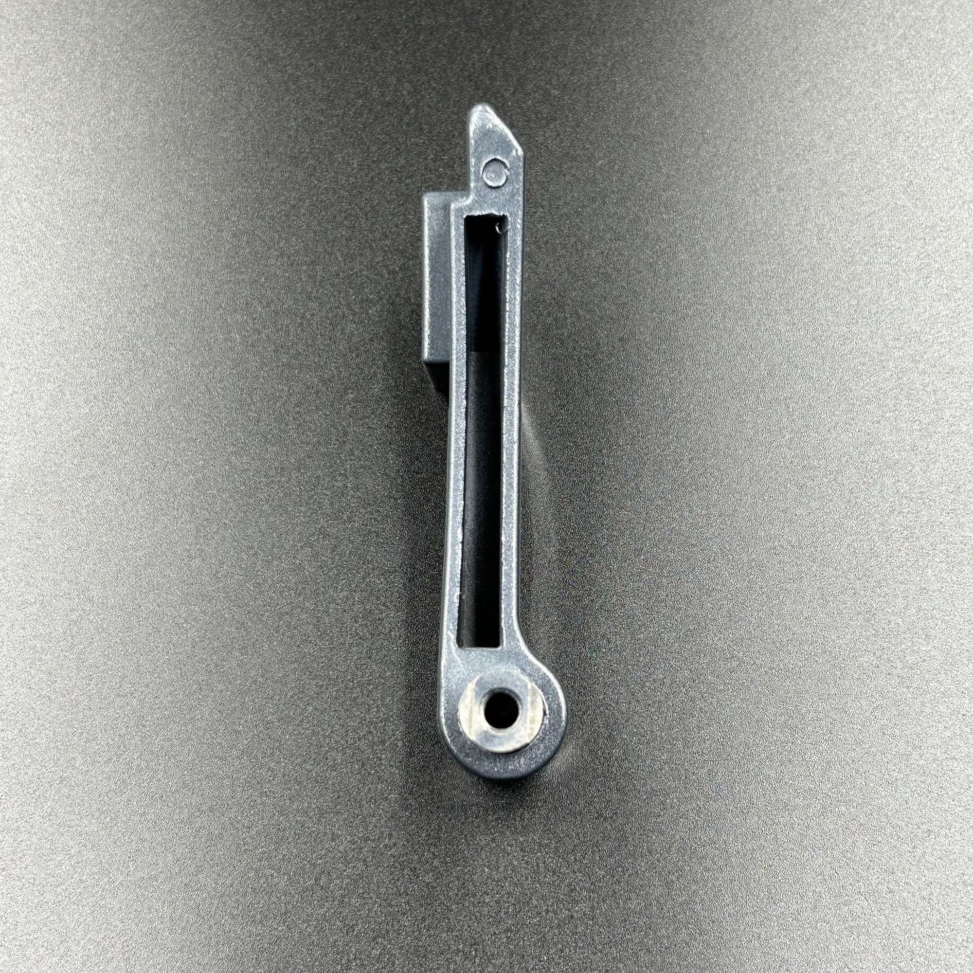 E24F5B73-F30D-4440-B0A8-C1EE9E742798