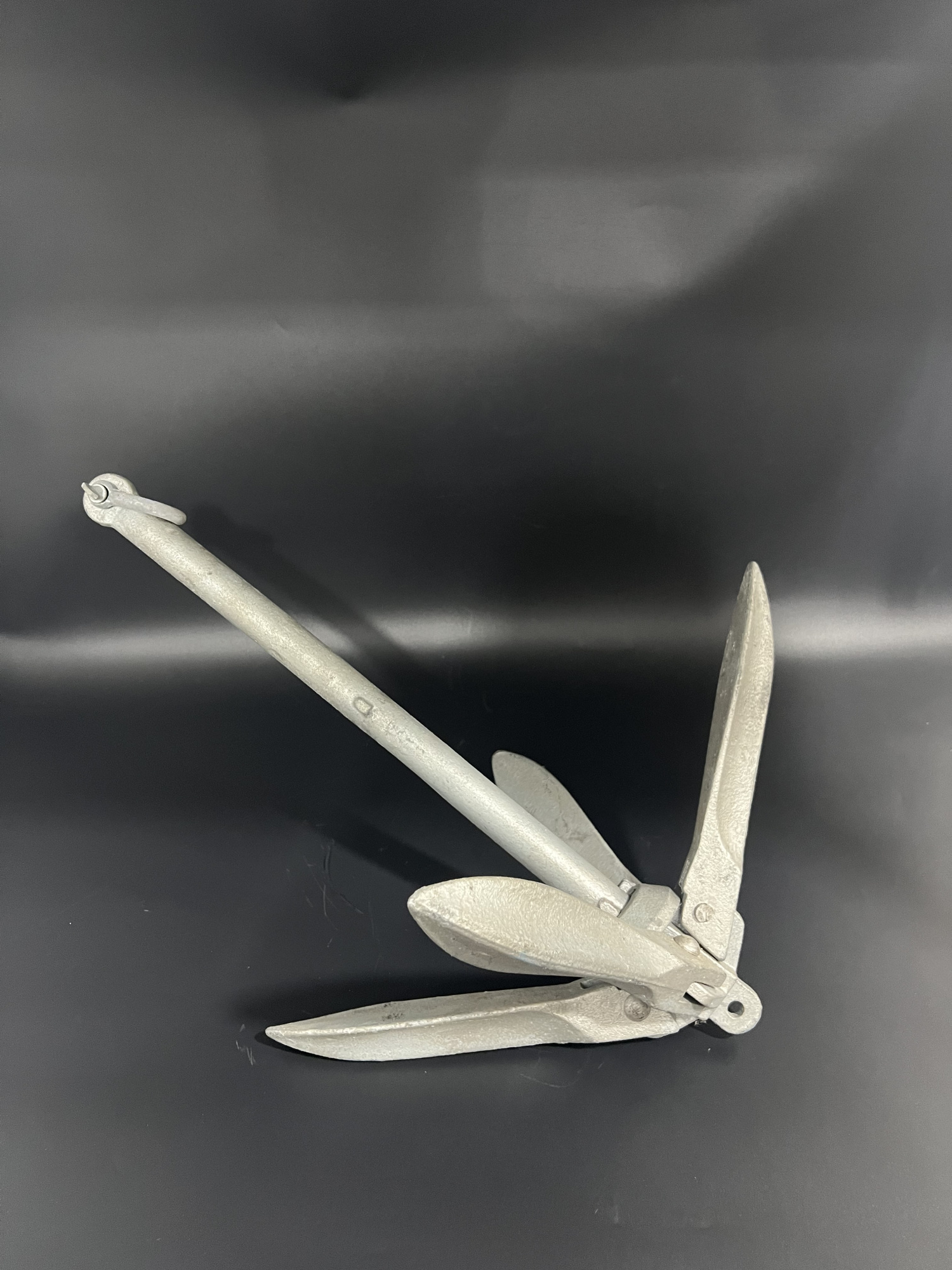 B2F29D3F-F791-4785-BB45-23B82B3FA49A