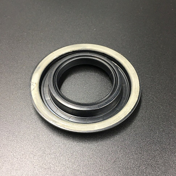 Лабиринтное уплотнение коленвала Yamaha 9.9-15 (резиновое) (Osaka)
