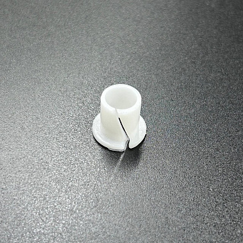 Втулка пластиковая Yamaha 3-140, F2-130 (YUELANG)