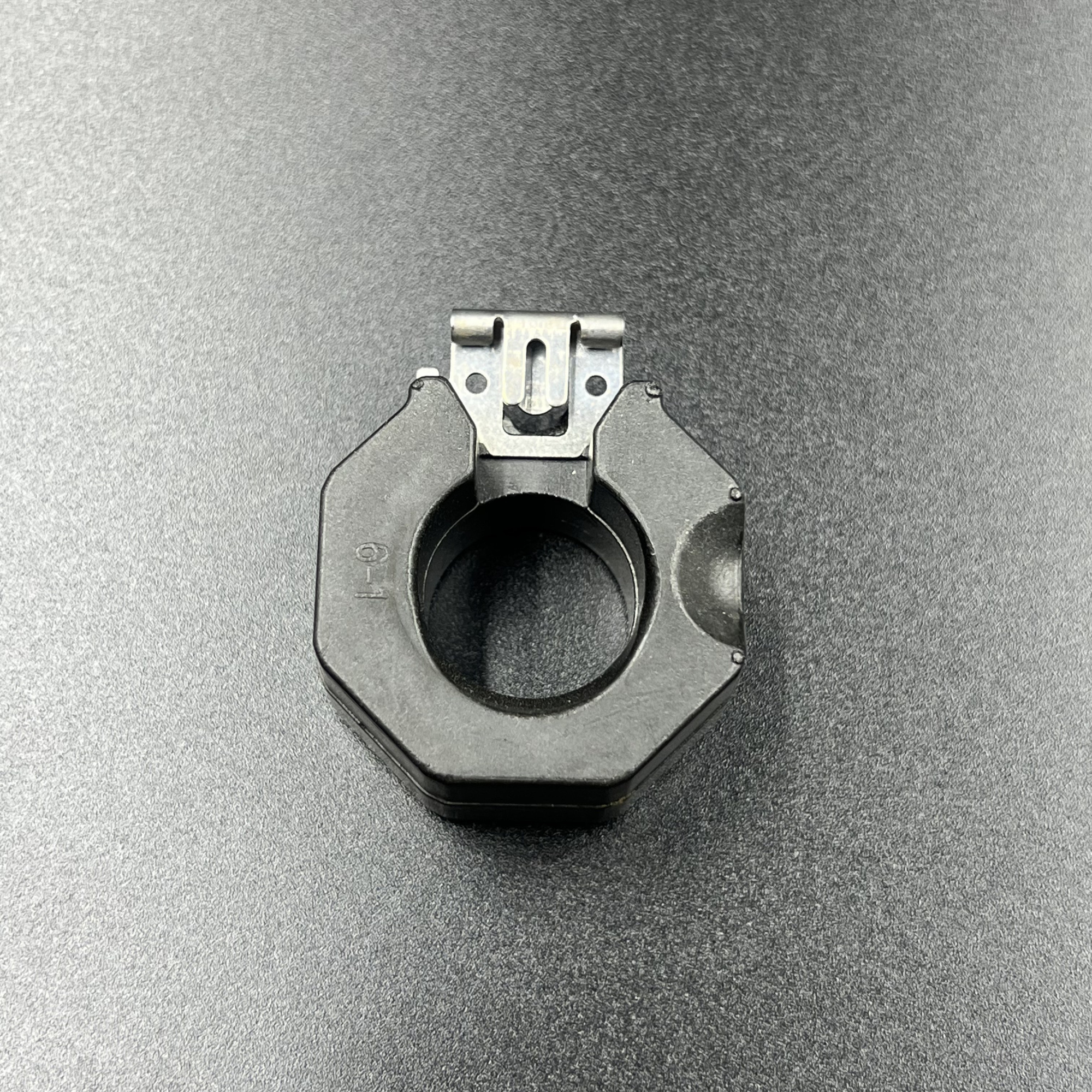 64E63EE7-1E8B-4677-9FB6-4CDF8D516AA5