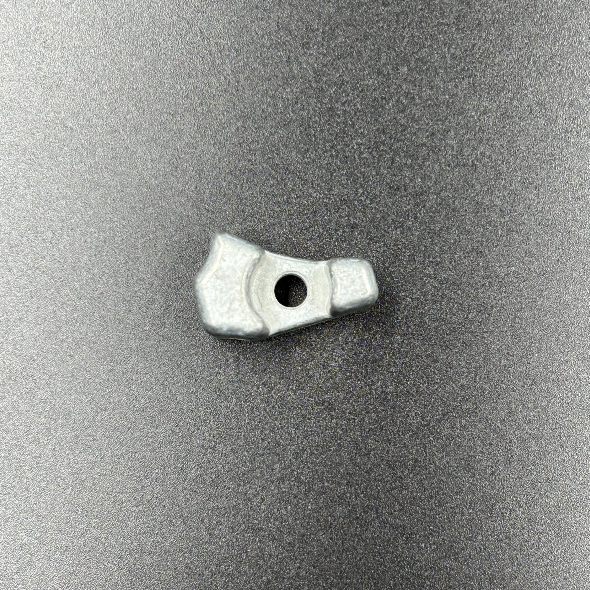 8830B992-F230-4FDB-8510-69DDE8D4FF6E