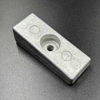 Анод редуктора Mercury/Mercruiser (Алюминиевый) (826134Q) (Quicksilver)