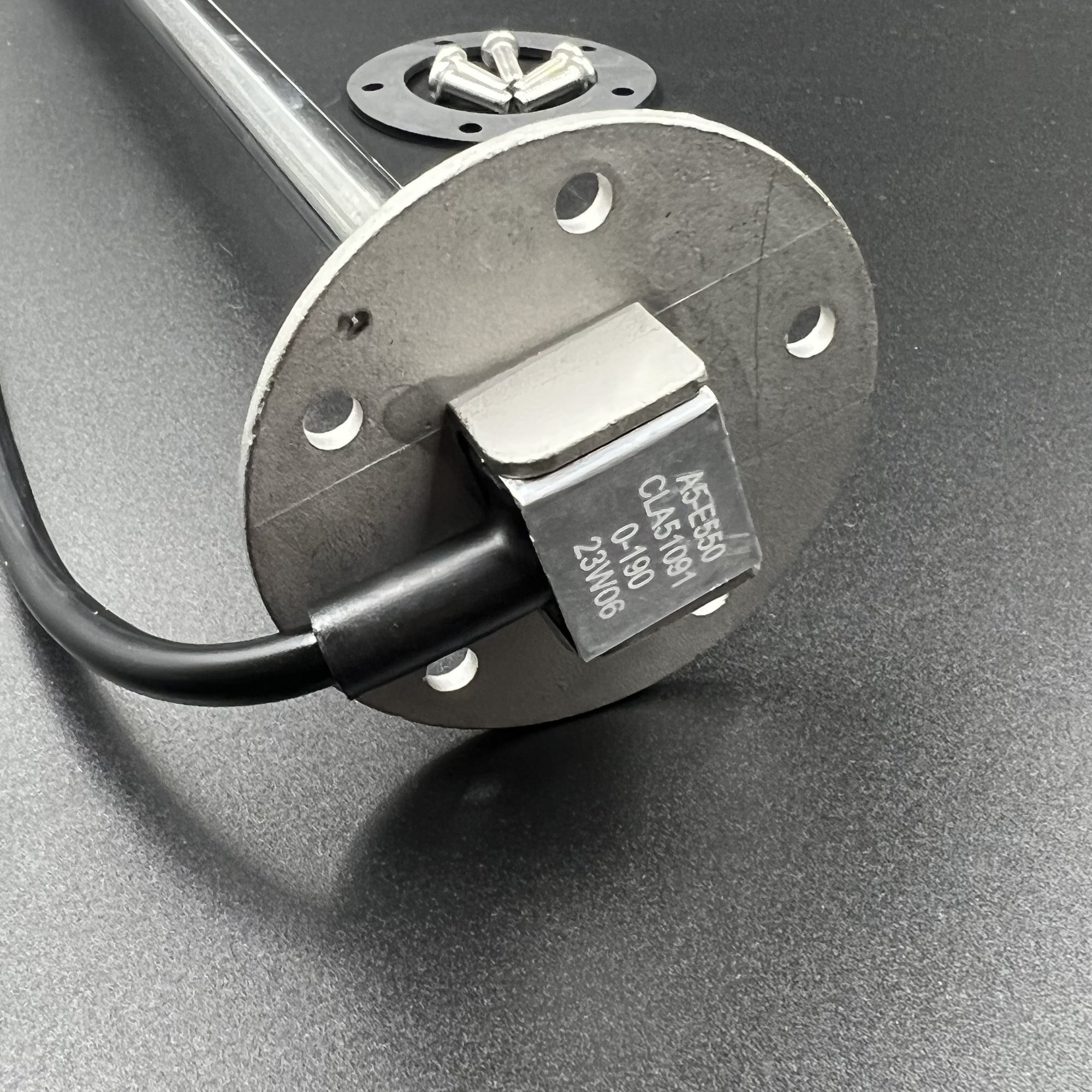 8b2303e3-4ce2-4c1d-9c4f-6b29e9830f93