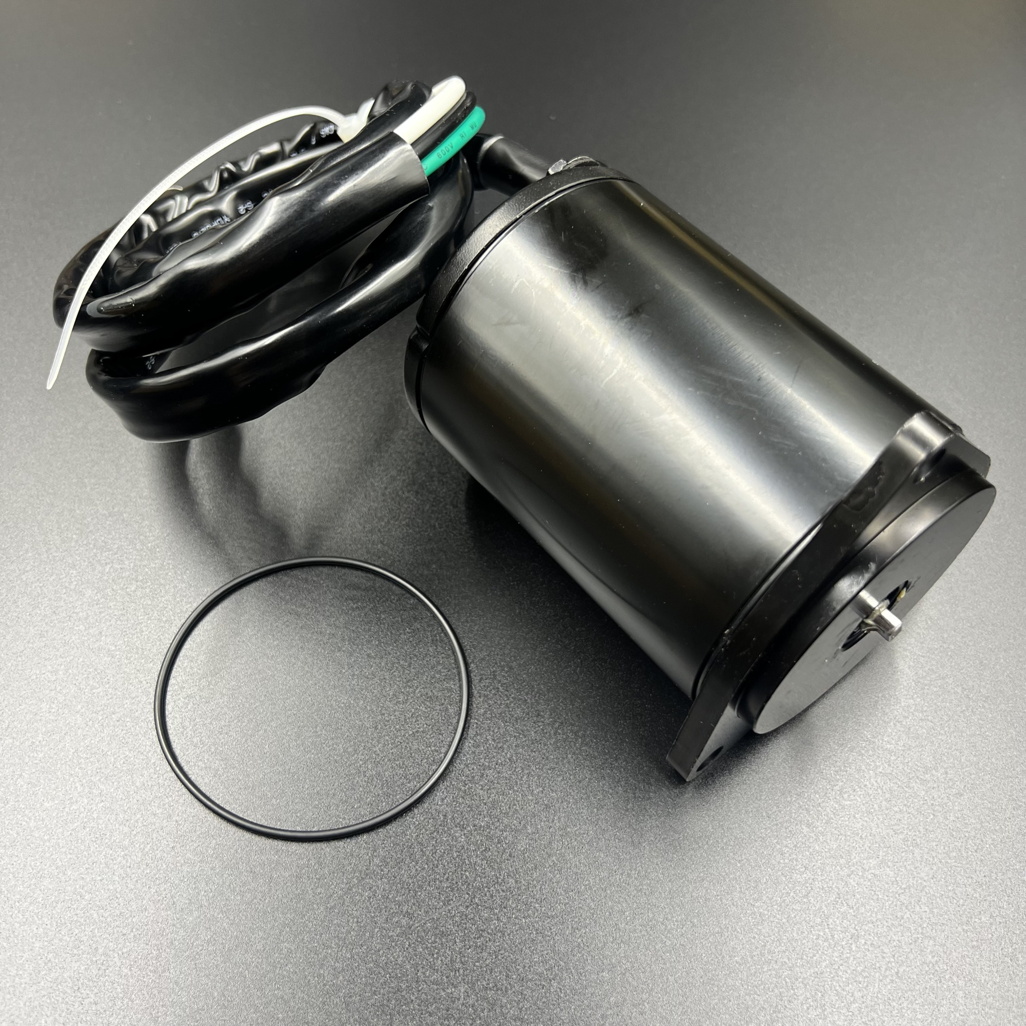 E9EEB14A-D5AF-431B-B540-A3FC17D353FF