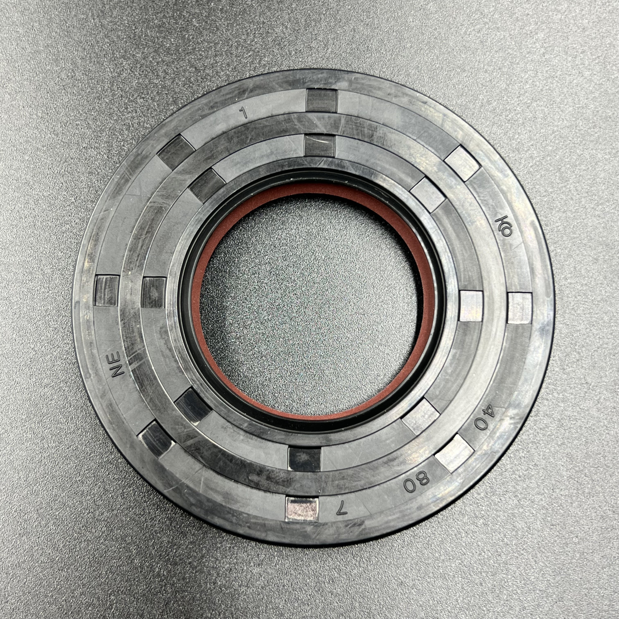 FB0A4B16-E0CD-4AFC-8EB5-5B4DDBD394A2