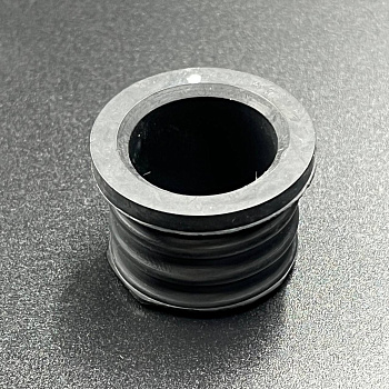 Уплотнение трубки охлаждения Honda 175-225 (Honda)