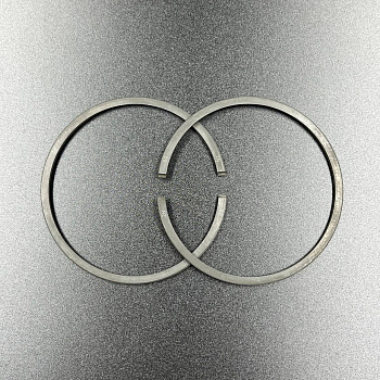 Кольца поршневые, комплект на один поршень Tohatsu M40C (345-00014-0;361-00014-0) (0.50mm) (Osaka)