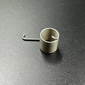 Пружина оси включения хода Yamaha 25-30 (YUELANG)