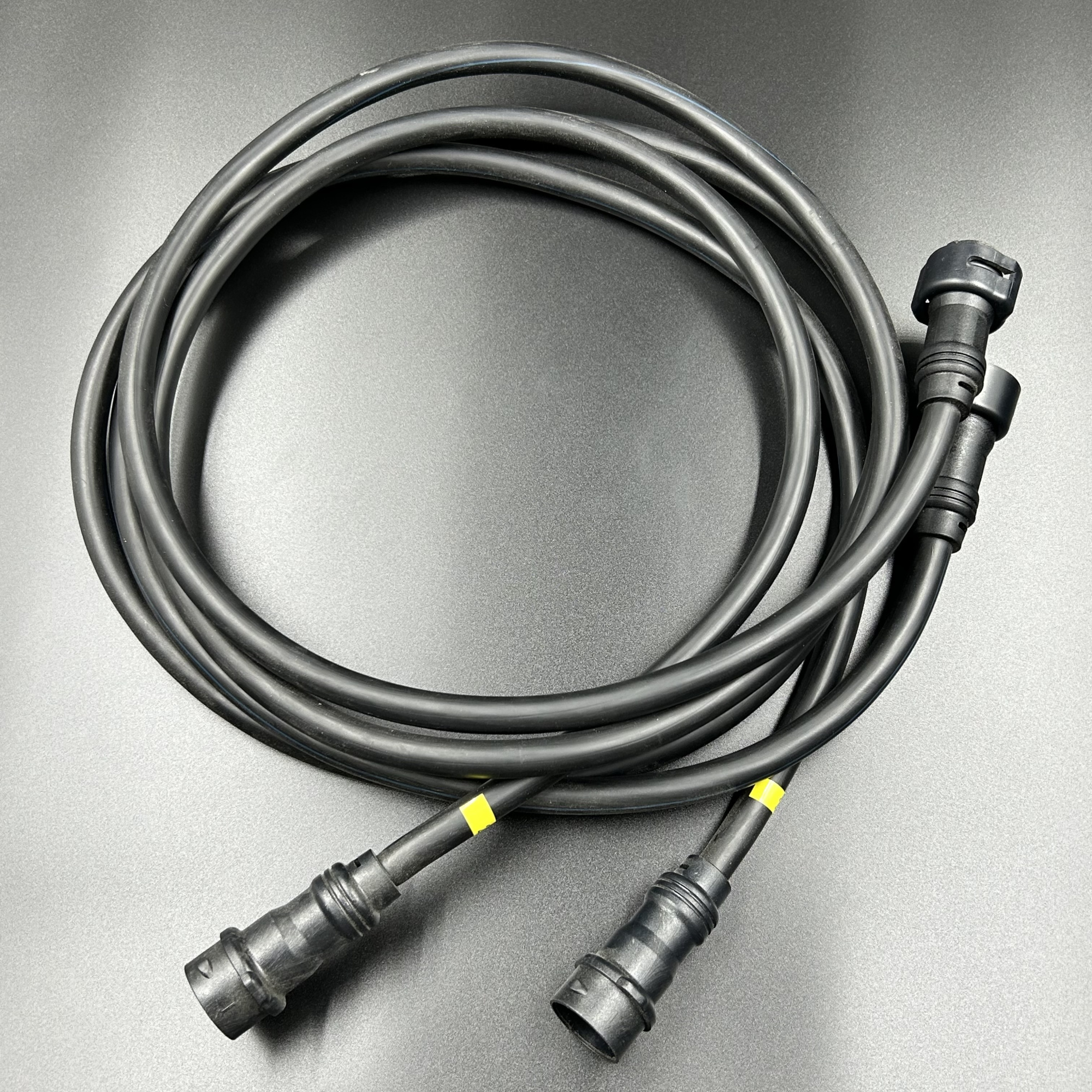 9CB46408-B8EA-424A-ACD1-DBE64C5AEF97