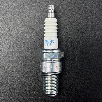 BR9ES Свеча зажигания 5722 NGK