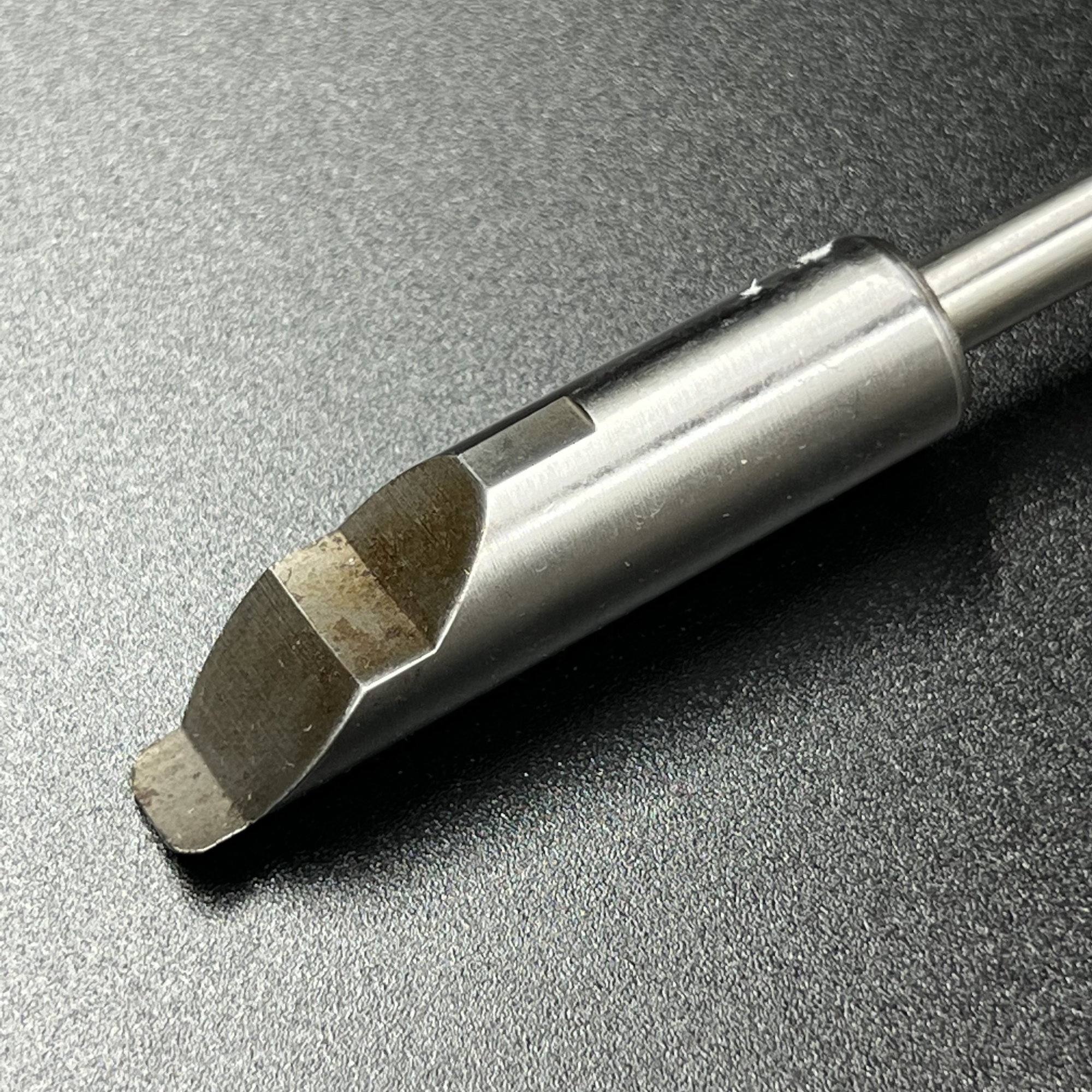 B3B89539-3908-4741-85F1-AFD3D5BDF2C1