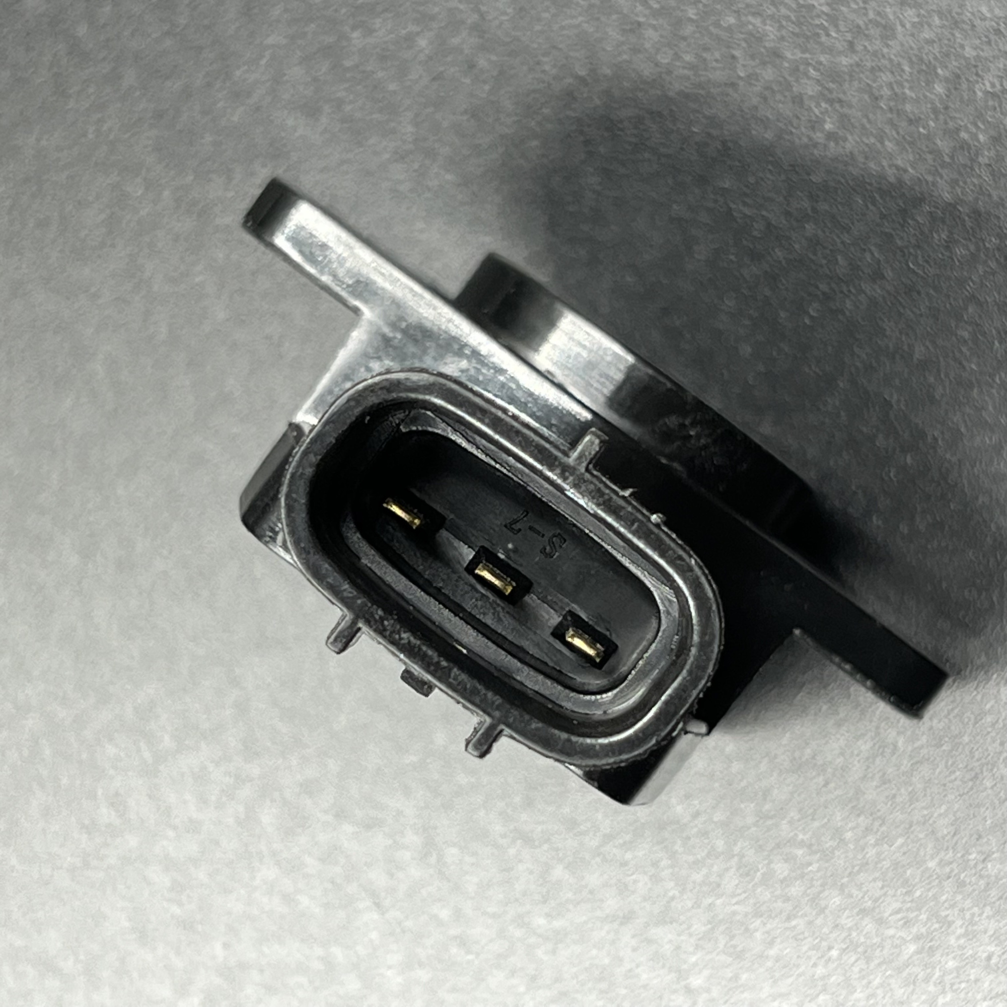 557A2371-B114-4B29-9FFD-03CAB5A858E9