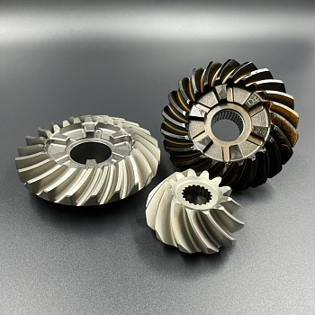 Шестерни редуктора (Комплект) Suzuki DF200-250 (от 2014 г.) (57300-93860) (Suzuki)